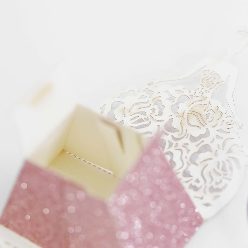 Boîte à bonbons découpée au la - Wedding Favor Box avis et prix